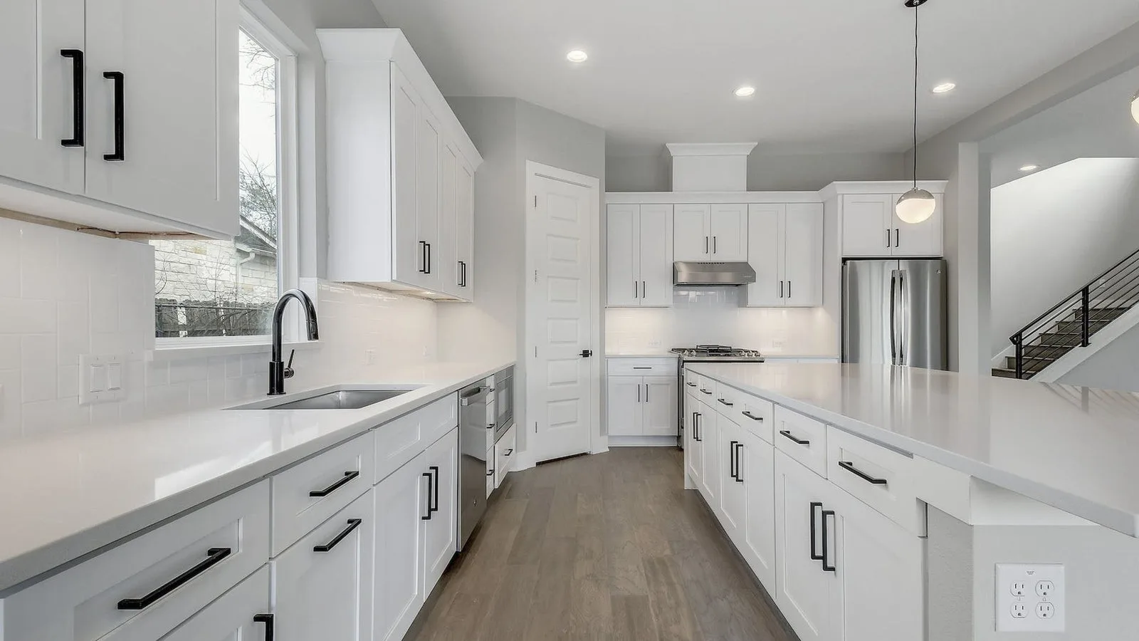 10x10 Sample Shaker Kitchen Example Layout – High-Quality RTA Cabinets, Shaker & Slim Frame Online
