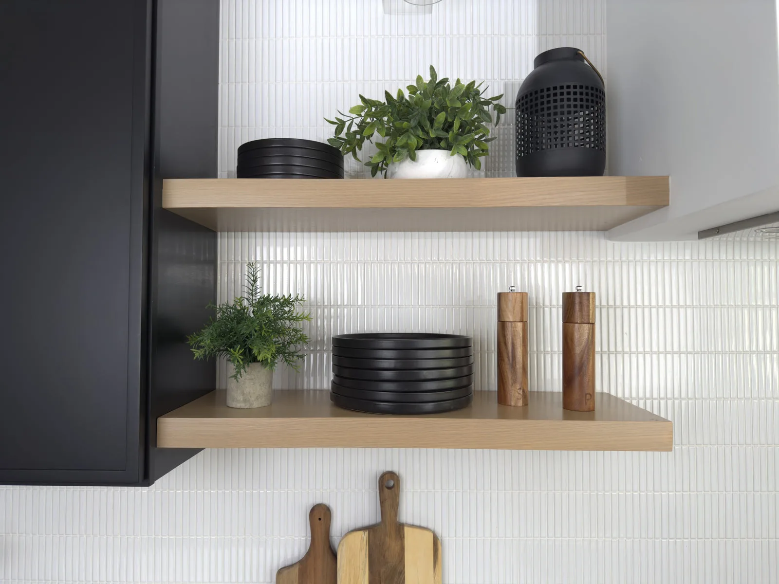 Floating Shelf With Wall Mounting Brackets 2 3/16” H